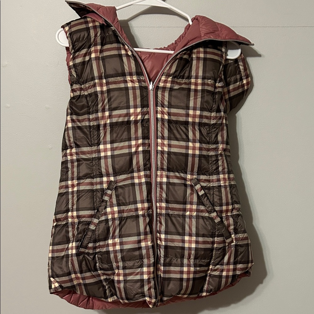ANORAK Plaid Reversible Puffer Vest - Brown, cream, raspberry/pink. With pouch.